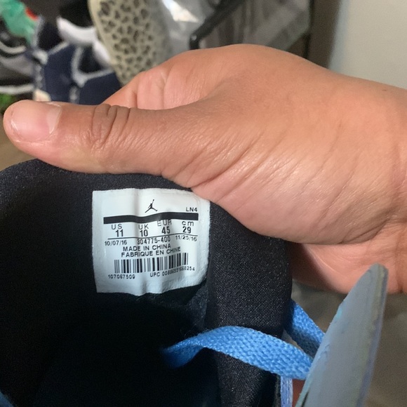 Jordan 7 Pantone - Picture 5 of 5